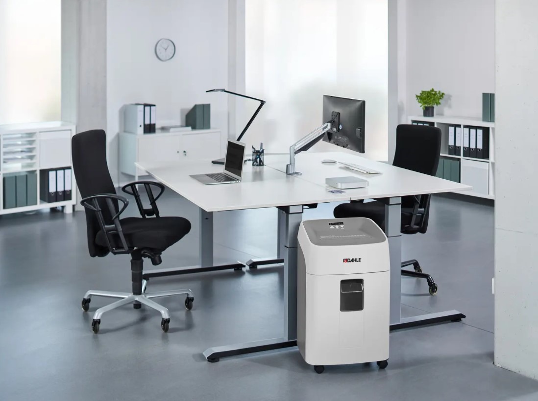 Bestil Dahle Deskside 404P hos JustMore